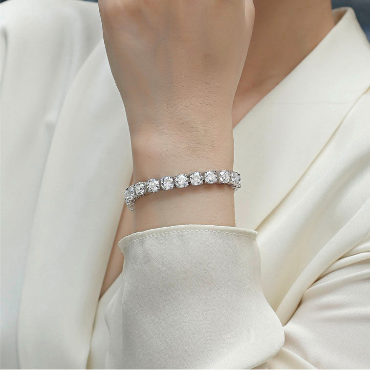 25 carat Moissanite tennis bracelet, 6.5mm wide, each stone a massive 1.0 carat