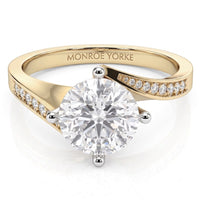 Arbella in yellow gold, close view of the centre setting