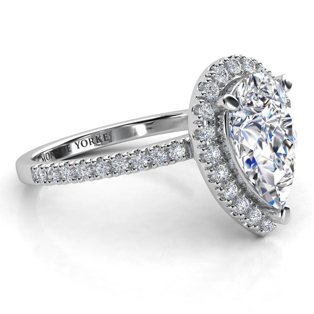 Dune Pear Halo Diamond Ring. White gold 