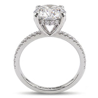 Liliana in white gold, profile view of the diamond-set band