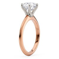 Love in rose gold, side view of the six claw setting